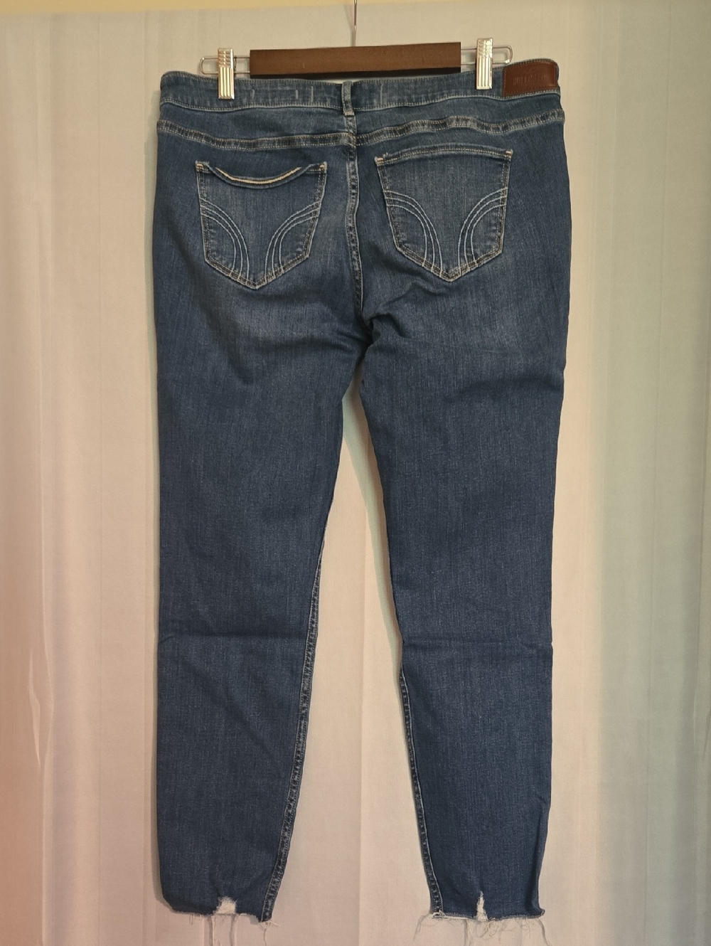 Hollister Women's Cropped Skinny Jeans in Medium Blue Wash Size 15L 32×28 NWOT - Picture 5 of 7
